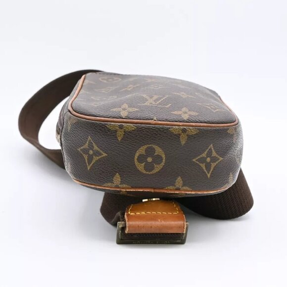 LOUIS VUITTON Pochette Gange Shoulder Bag Monogram Brown Spain M51870 78YE463 - Picture 5 of 16